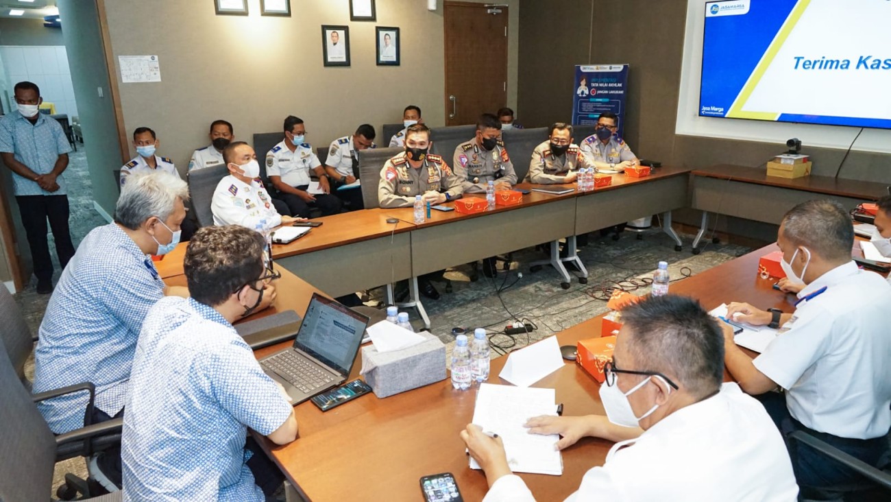 RAPAT RENCANA SOSIALISASI DAN PENERAPAN PENINDAKAN PELANGGARAN TERHADAP KENDARAAN ANGKUTAN BARANG ATAS PELANGGARAN OVER DIMENSION AND OVER LOADING (ODOL) DI JALAN TOL BALIKPAPAN - SAMARINDA