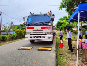 984-Penegakan Hukum (Gakum) Lalu Lintas Dan Angkutan Jalan (LLAJ) Kendaraan Angkutan Barang Di Kab. Berau