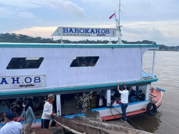 982 - Rampchek Angkutan Sungai dan Danau Lintas Kab/Kota secara terpadu di Dermaga Mahakam Hulu/Dermaga Sungai Kunjang 