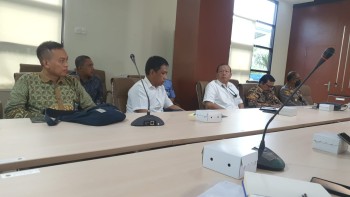 985 - RAPAT TATA KELOLA PELABUHAN PENYEBERANGAN KARIANGAU-PENAJAM