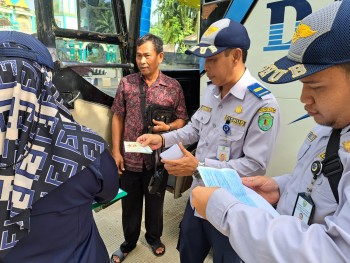 979 - INSPEKSI KESELAMATAN LLAJ (RAMP CHECK) KENDARAAN ANGKUTAN UMUM (ORANG DAN BARANG) DALAM RANGKA PERSIAPAN TAHUN BARU 2023 TAHAP III